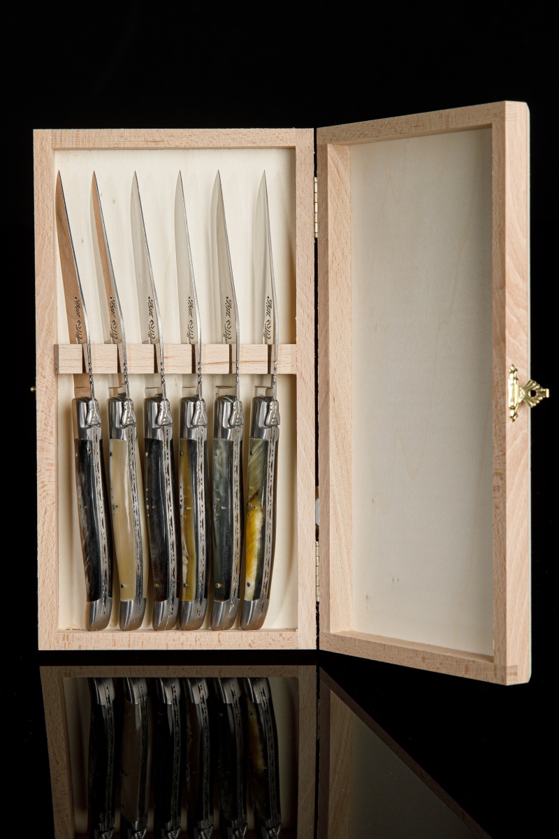 coffret de 6 couteau en corne